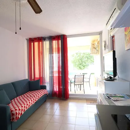 Climatise Avec Cabine, Terrasse Et Parking A Proximite De La - Fr-1-307-263 Le Grau-du-Roi